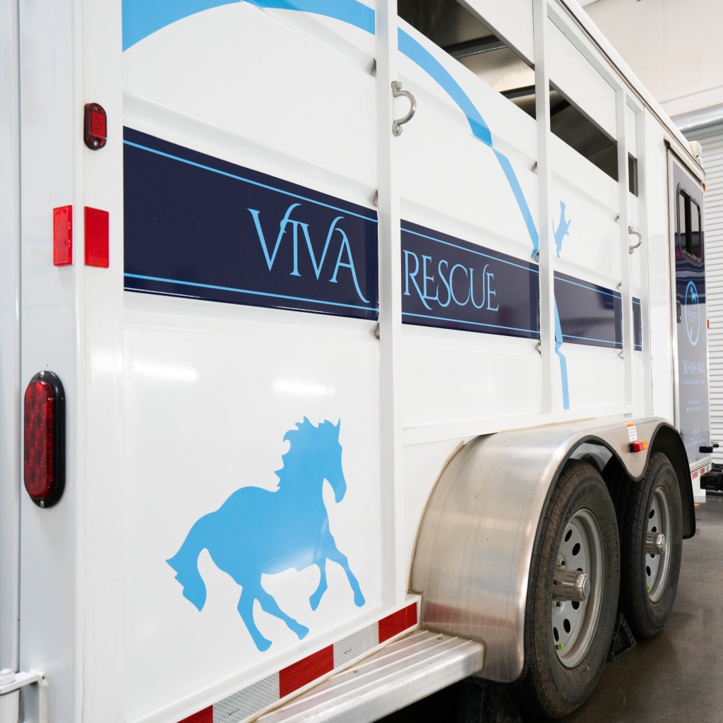 Wrapmate Pro CPR Signs wrapping horsing trailer for Viva Rescue