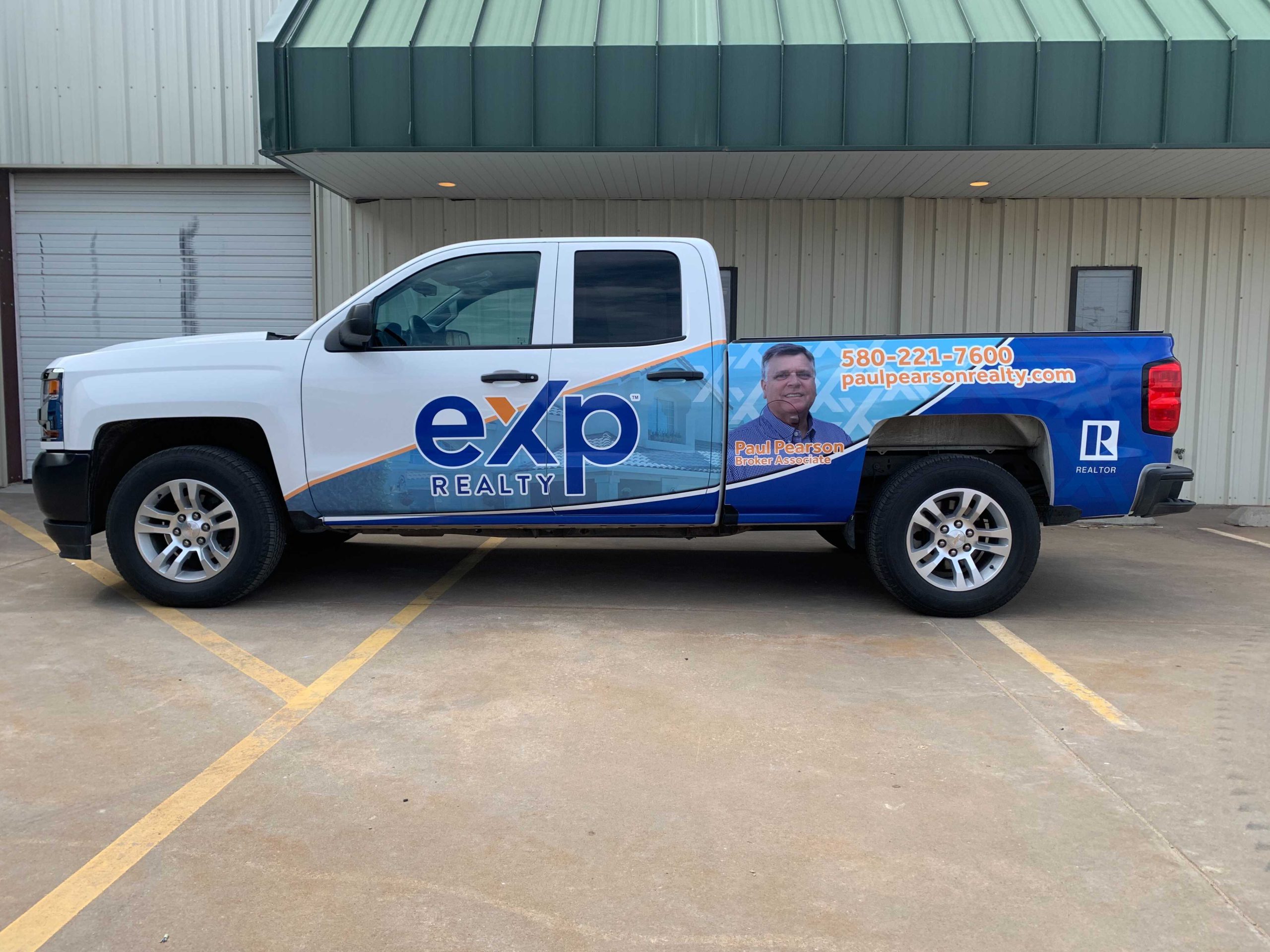 Custom Real Estate Car Wraps To Capture More Business