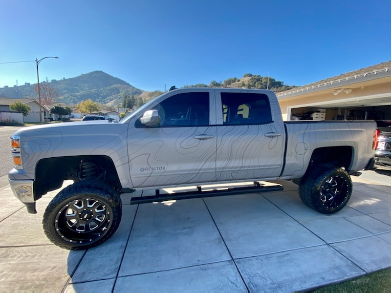 Benefits of Having a Silverado Vinyl Wrap | Wrapmate